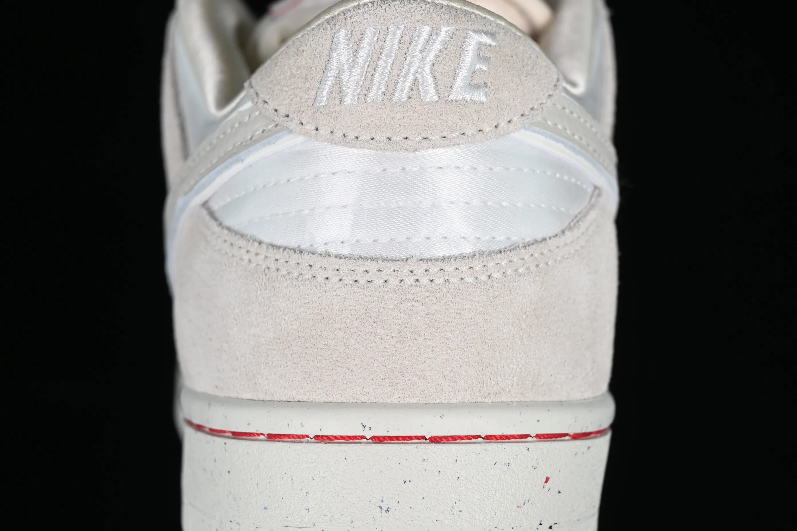 All Categories Nk SB Dunk Series Nk SB Dunk Low Low-top Sneakers J Version Nk SB Dunk Low 2024 Valentine's Day Theme SB Low-top Casual Sneakers FZ5654-100